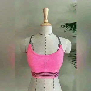 VSX Seamless Sport Bra Top Removable Pads| Bright Pink | S